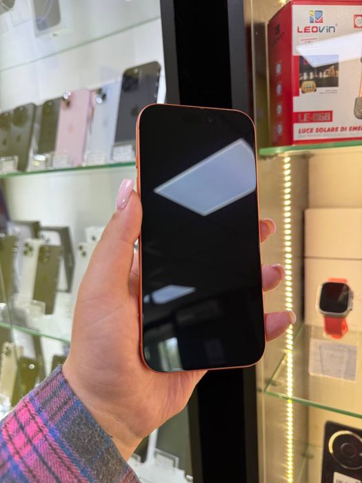 Apple Iphone 17pro 256gb orange фізична сім карта