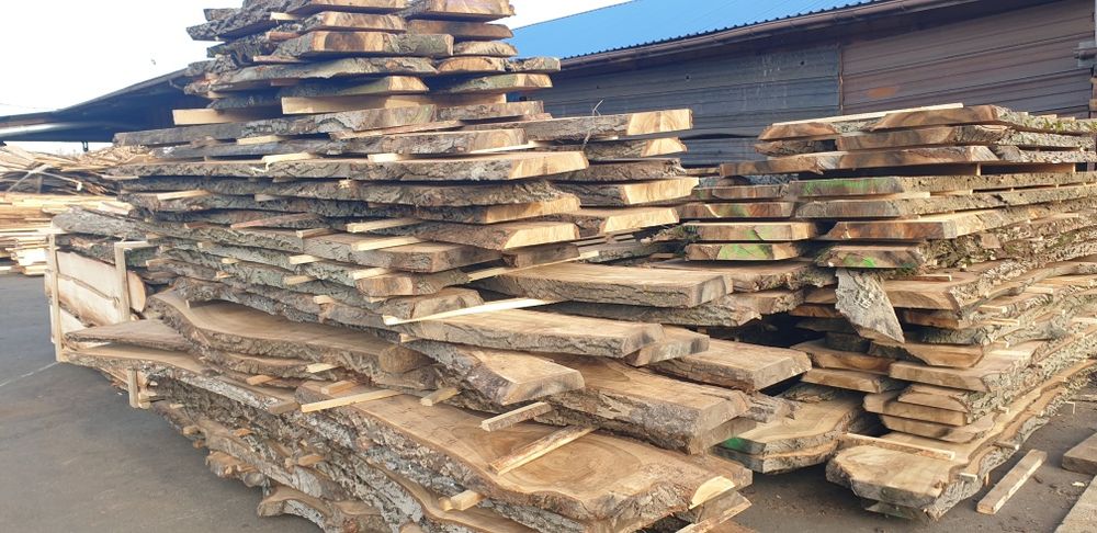 Orzech włoski deski foszty deska foszt brusy kolba blat biurko stół