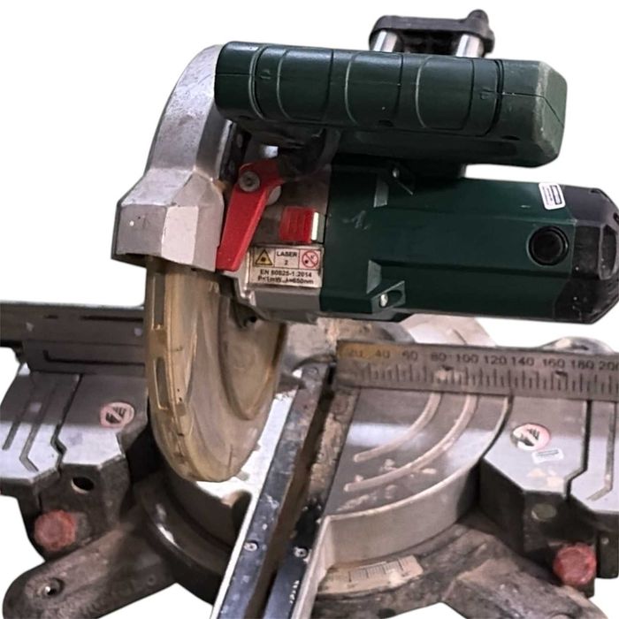 Piła ukosowa Metabo KGS 216 M