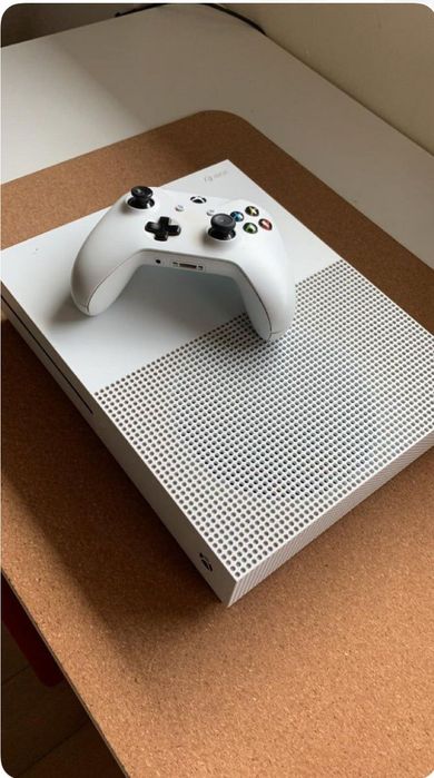 Xbox One S ,como novo