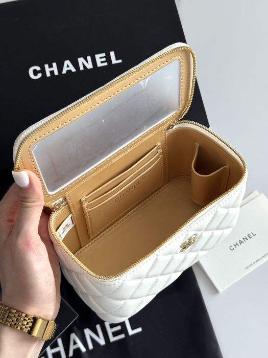 Сумка Chanel Vanity Milk