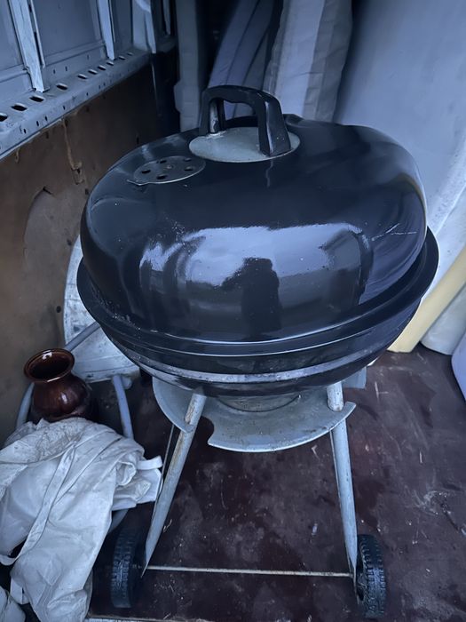 Duży zadbany grill
