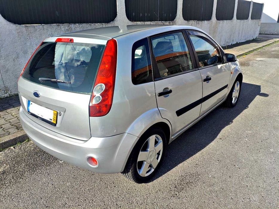 Ford Fiesta 1.2 - 120.000km