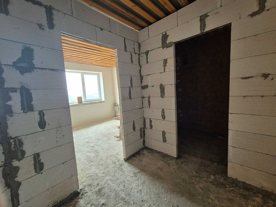 Продам 2-кімнатну квартиру з можливістю перепланування у 3к, можна частково у розстрочку