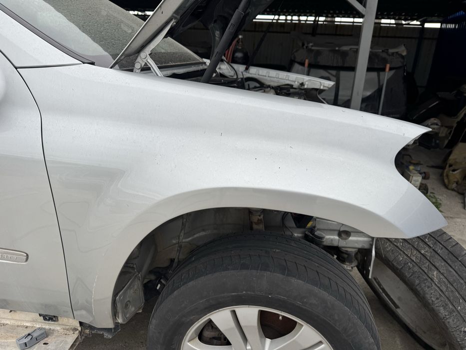 Крила Mercedes W164 GL X164  2006-2012 р в