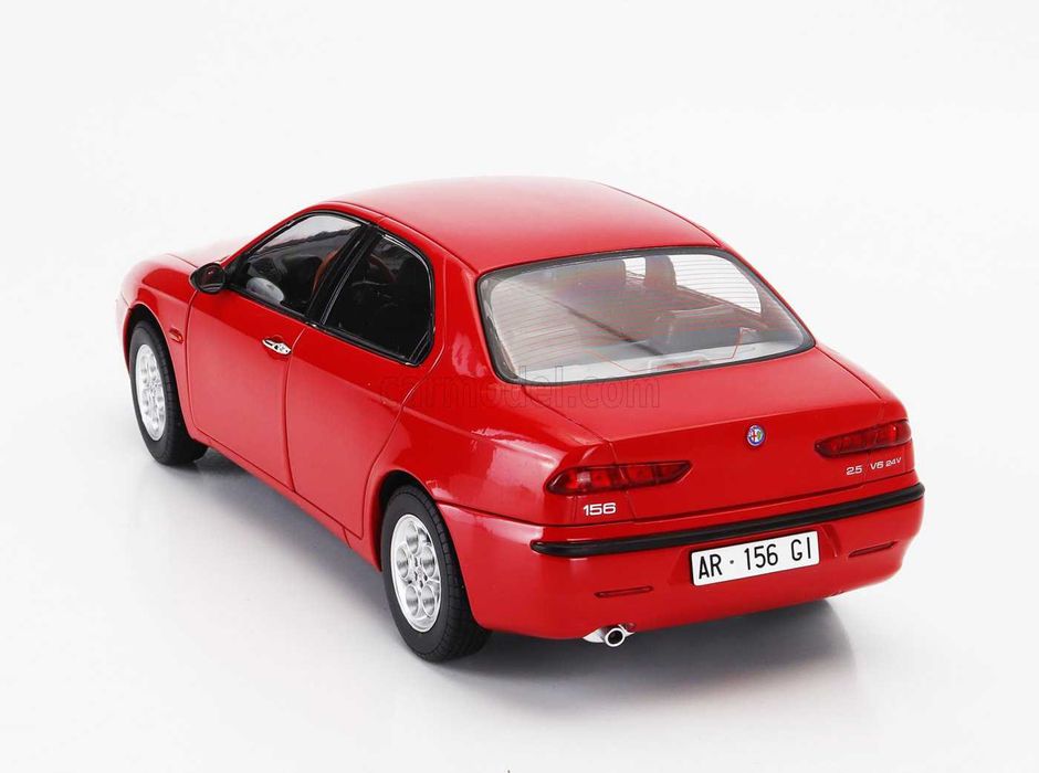 Model 1:18 Mitica Alfa Romeo 156 2.5 V6 24V 1997 red / black interior