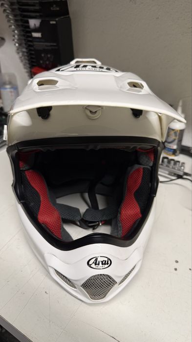 Capacete Arai MX-V