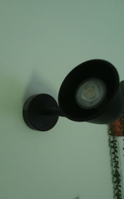 Dois apliques  de parede pretos