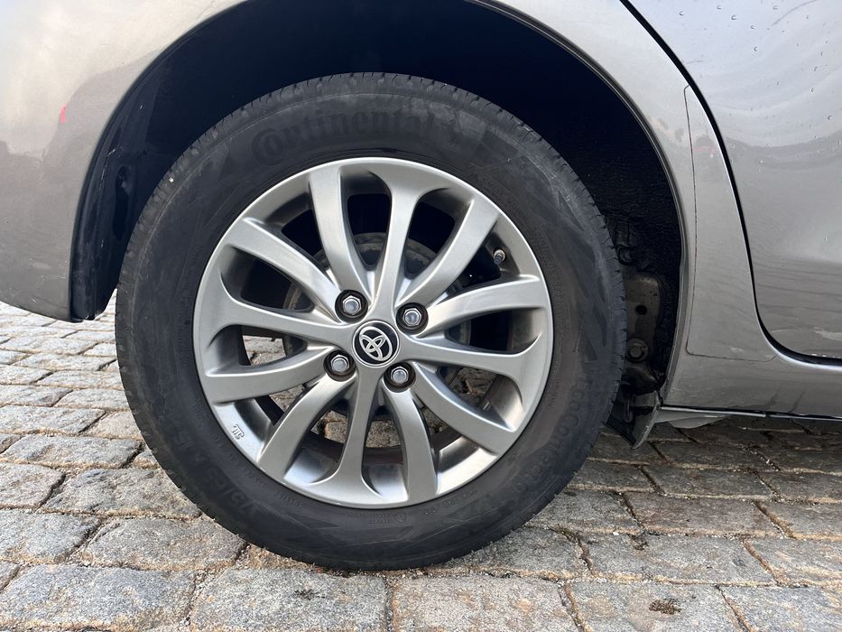 Toyota Yaris 1.0 VVT-i Confort 2017