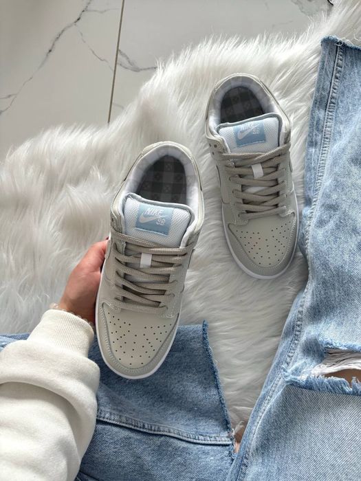 36-46 Nike SB Dunk White Lobster