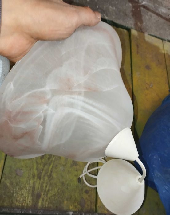 Żyrandol E27 wraz z żarówką - Sprawny. Plafon Lampa