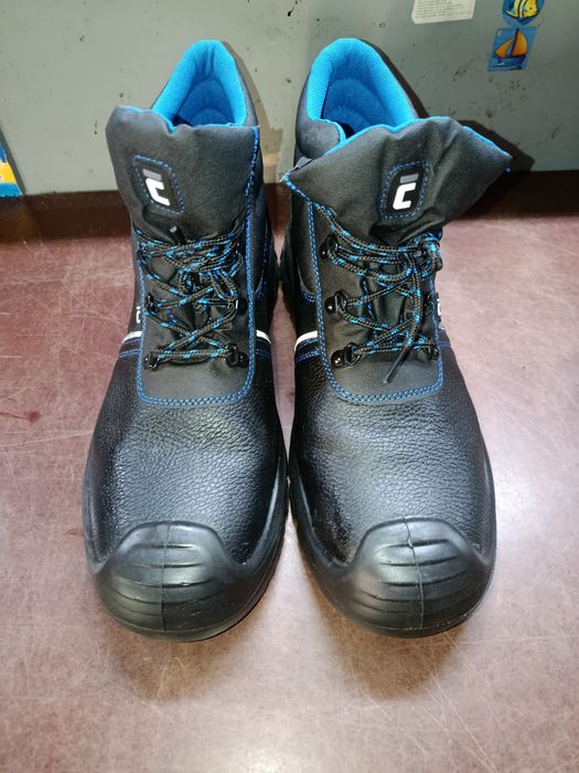 Продам ботинки хорошего качества