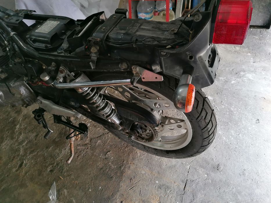 Honda CB 250 N para peças. Motor  às peças