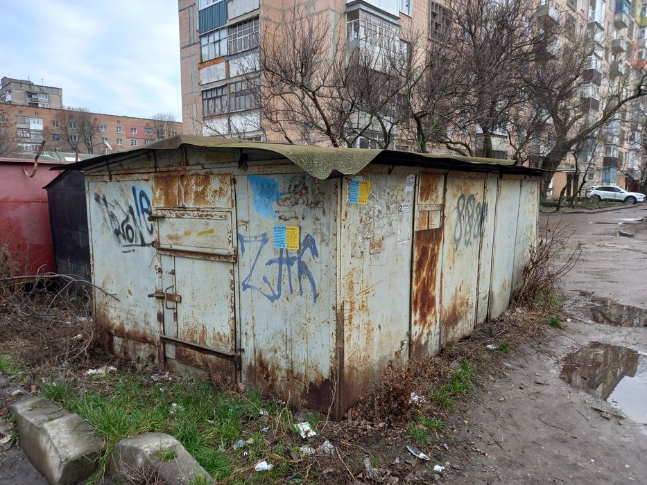 Продам гараж, раён городской  больницы