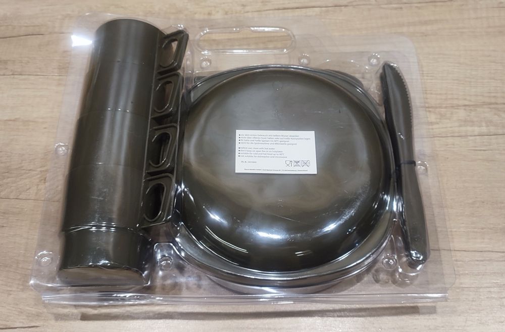 Набір Mil-Tec 14687000 у блістері тарілка кружка ніж вилка ложка