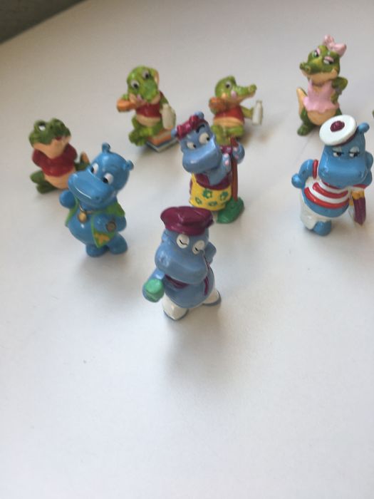 FERRERO Figures / Dolls423648044978032645