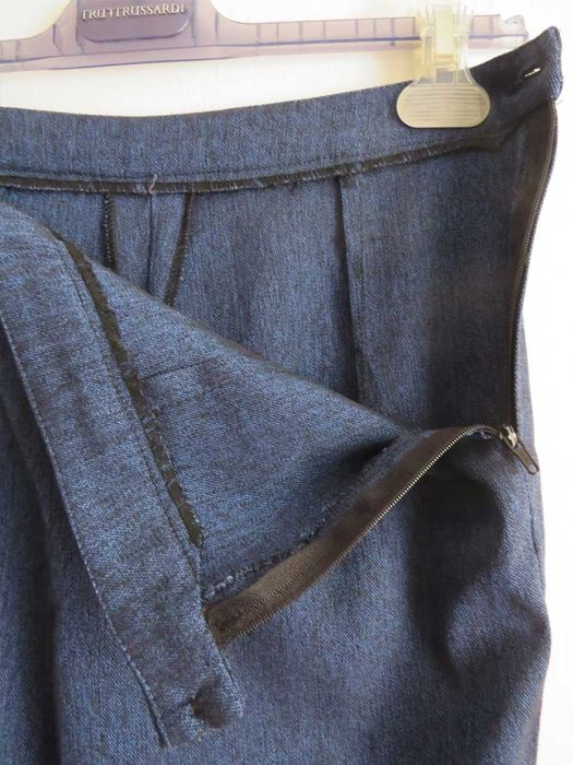 Calças azuis- mulher