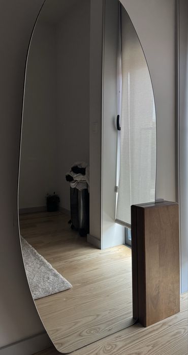 Espelho de pé oval assimétrico 70x160 cm
