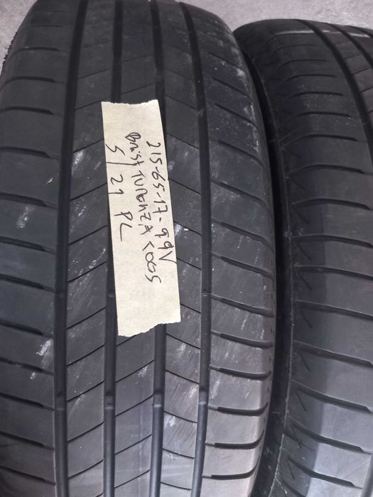 4 pneus 215/65R17 Michelin e Bridgestone