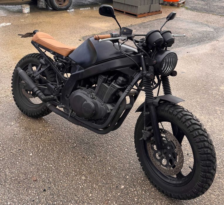 Suzuki GS500 Scrambler Black Mamba