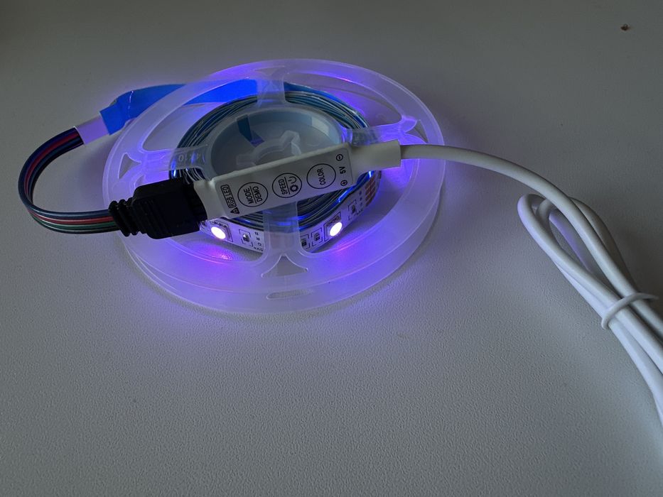 LED стрічка 2м RGB 5V USB
