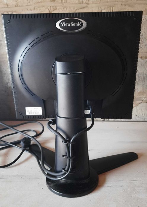 Монитор View Sonic VP171s