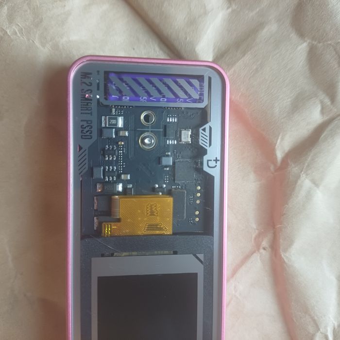 корпус для SSD-накопичувача