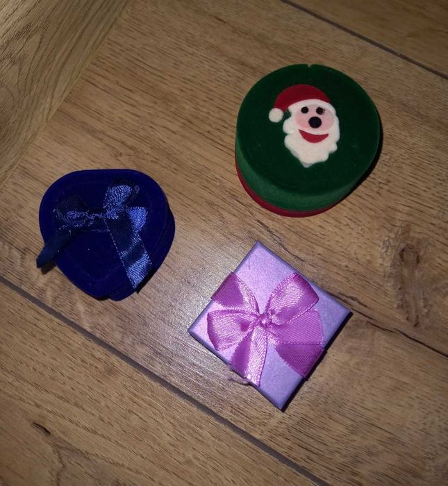 Футляр для прикрас/каблучки/набору. Коробочка