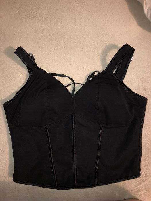 корсет чорненький