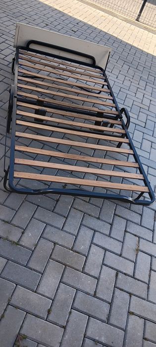 Cama desdobrável