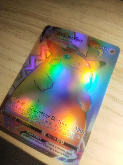 Pokemon Pikachu VMAX 188/185 Rainbow Rare Vivid Voltage *Em Espanhol*