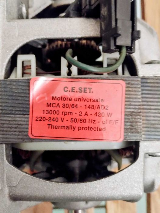 Двигатель для стиральных машин Indesit 30/64-148/AD2