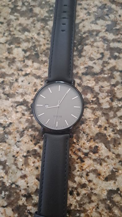 Relógios BUREI – Novos (3 modelos diferentes)

Vendo 3 relógios BUREI