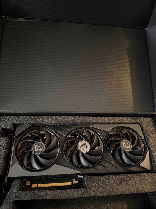MSI GeForce RTX 4070 Ti SUPER Gaming X Slim