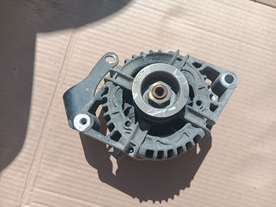 Opel Astra G II 1.6 1.8 16v alternator 100 A zafira corsa meriva