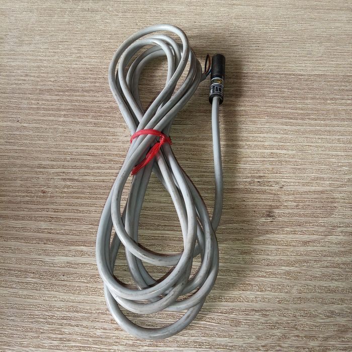 Czujnik zbliżeniowy FESTO , SMEO-4-K-LED-24