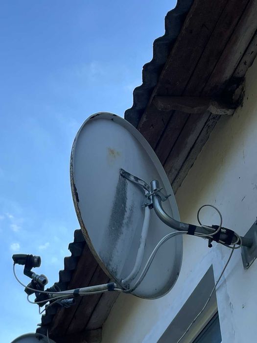 Супутникова антена ,в наявності 3 шт