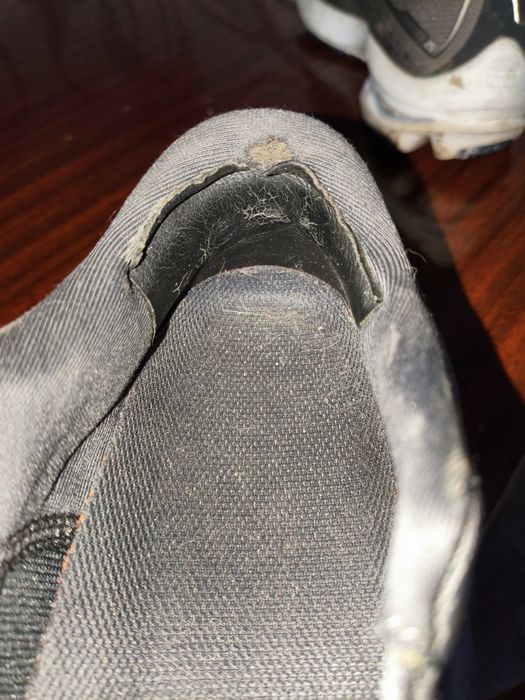 Оригінальні кросівки Mizuno Wave Rider 25 чорні (40)