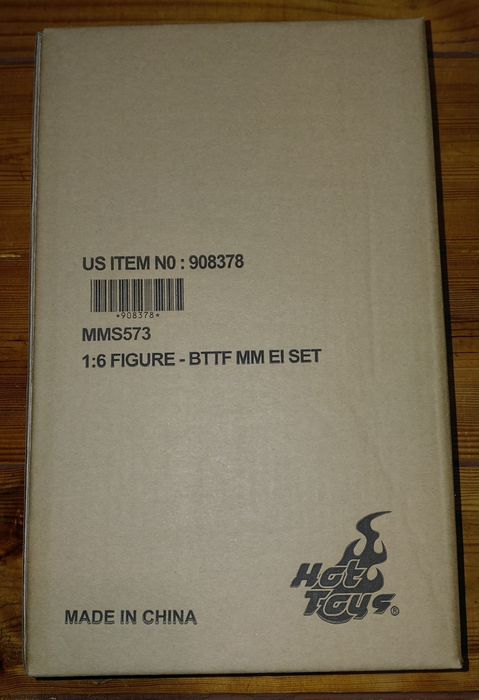 Hot Toys 1/6th Scale Back to the Future Marty Mcfly and Einstein (MMS573) MIB