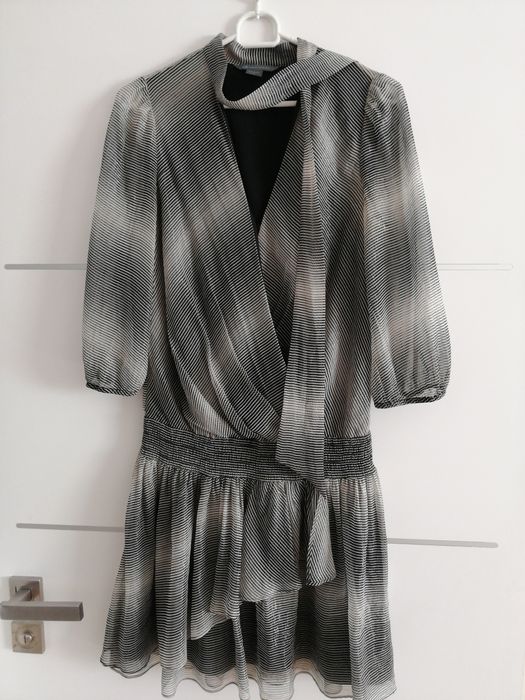 Armani Exchange śliczna sukienka S