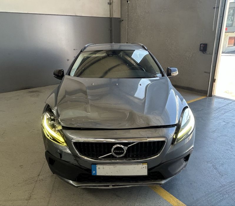 Volvo V40 Cross Country 2.0 D2 Momentum de 2016