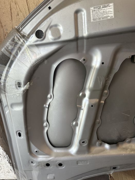 капот  Toyota RAV4  2013-2018