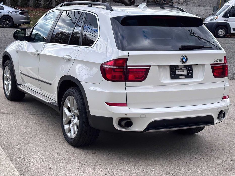 BMW X5 xDrive35i      2013