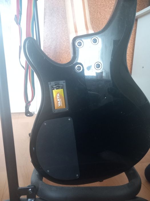 Yamaha trbx304 gitara basowa bas