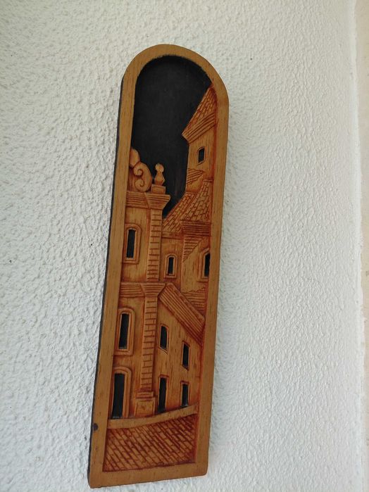 Quadro Escupido na Própria Madeira