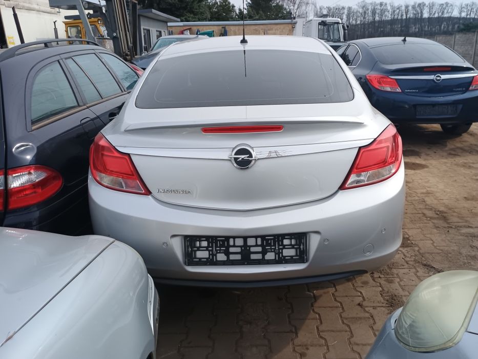 Maska błotnik drzwi klapa bagażnika Opel Insignia z22a