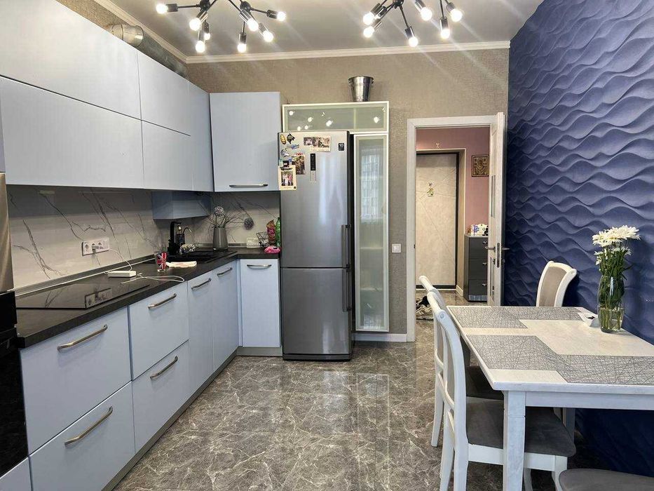 Елітна дворівнева  3-кімнатна квартира в ЖК "Парковий" (Черкаси)