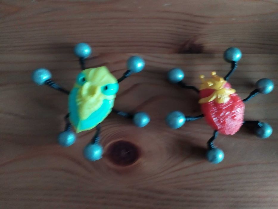 Zuru X-SHOT Bug Attack Predator – 2 pistolety, 2 robaki, 10 strzałek