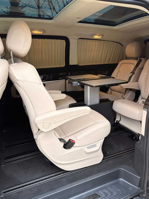 Wynajem Mercedes-Benz Klasa V – Premium | 4MATIC | 8/6 osobowy