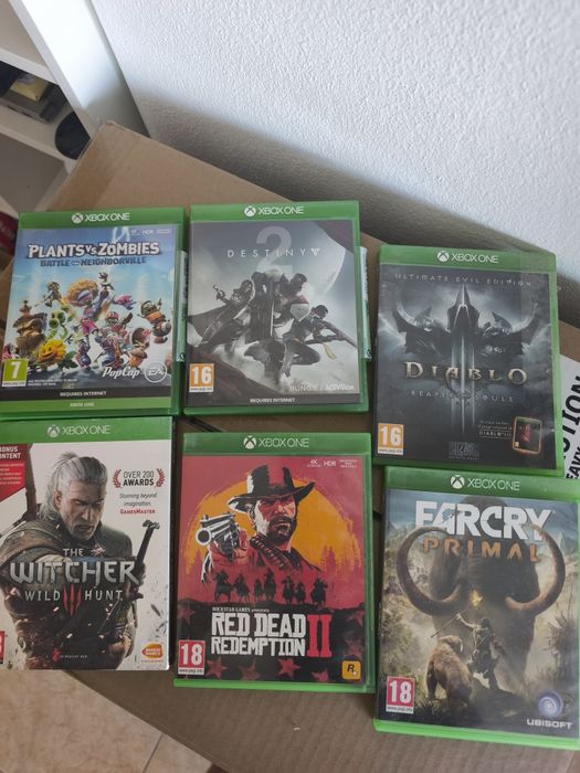 Xbox s + 6 jogos e 2 comandos